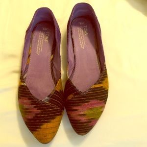 TOMS flats